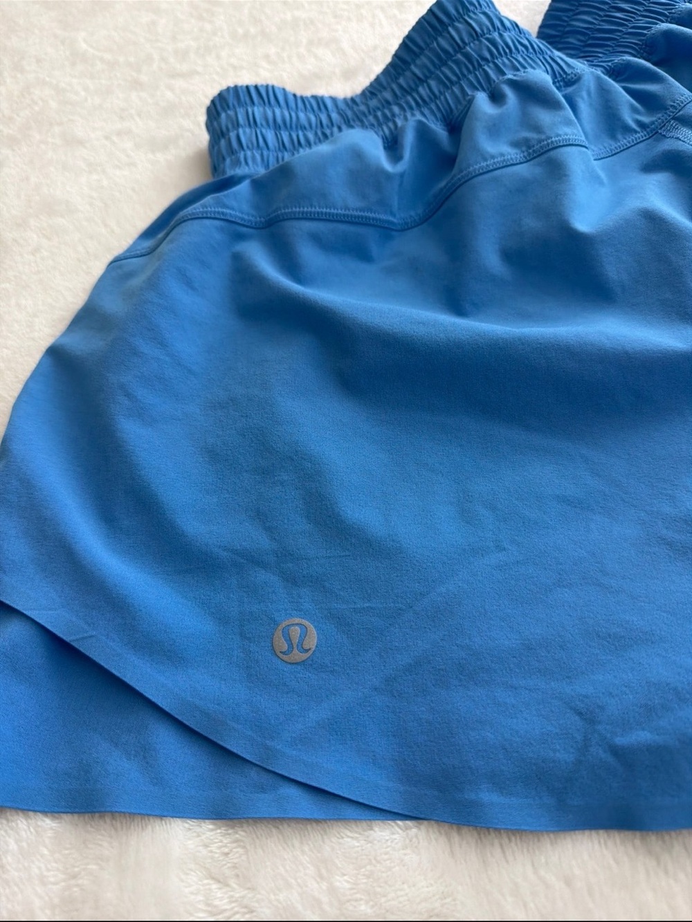 Lululemon Hotty Hot Lululemon Shorts size M - Picture 6 of 6